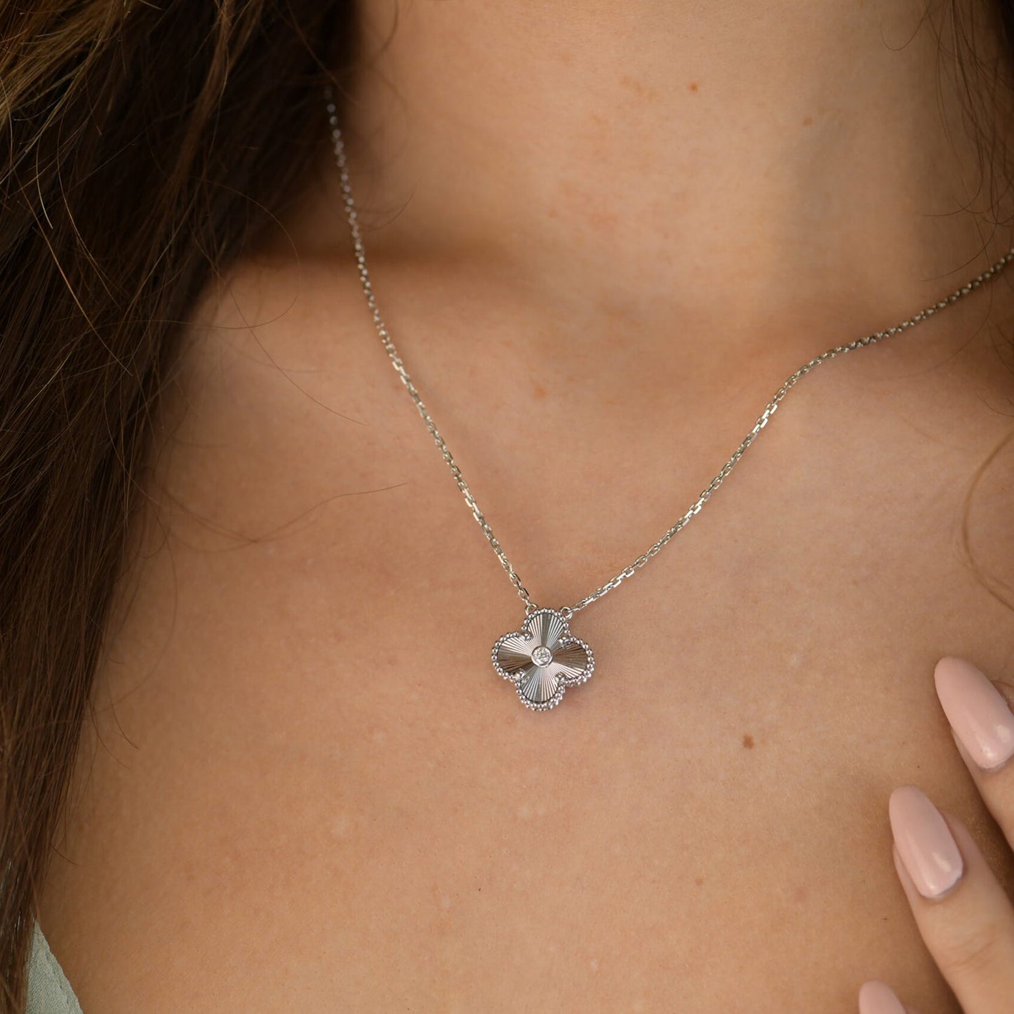¡®Moco¡¯CLOVER 15MM DIAMOND LASER NECKLACE SILVER