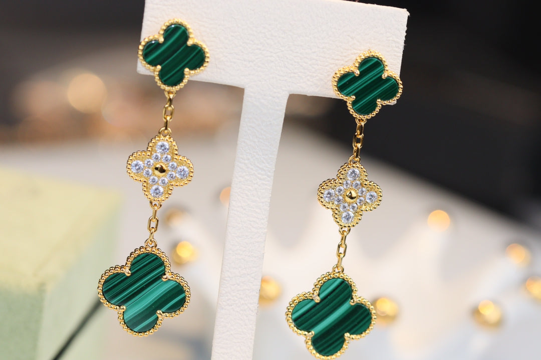 [moco jewelrys]CLOVER EARRINGS GOLD MALACHITE DIAMOND 3 MOTIF
