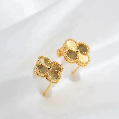 [moco jewelrys]CLOVER MEDIUM 1 MOTIFS LASER EARRINGS