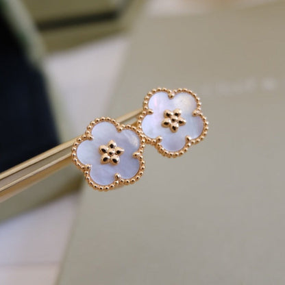 [moco jewelrys]LUCKY PINK GOLD WHITE MOP EARRINGS