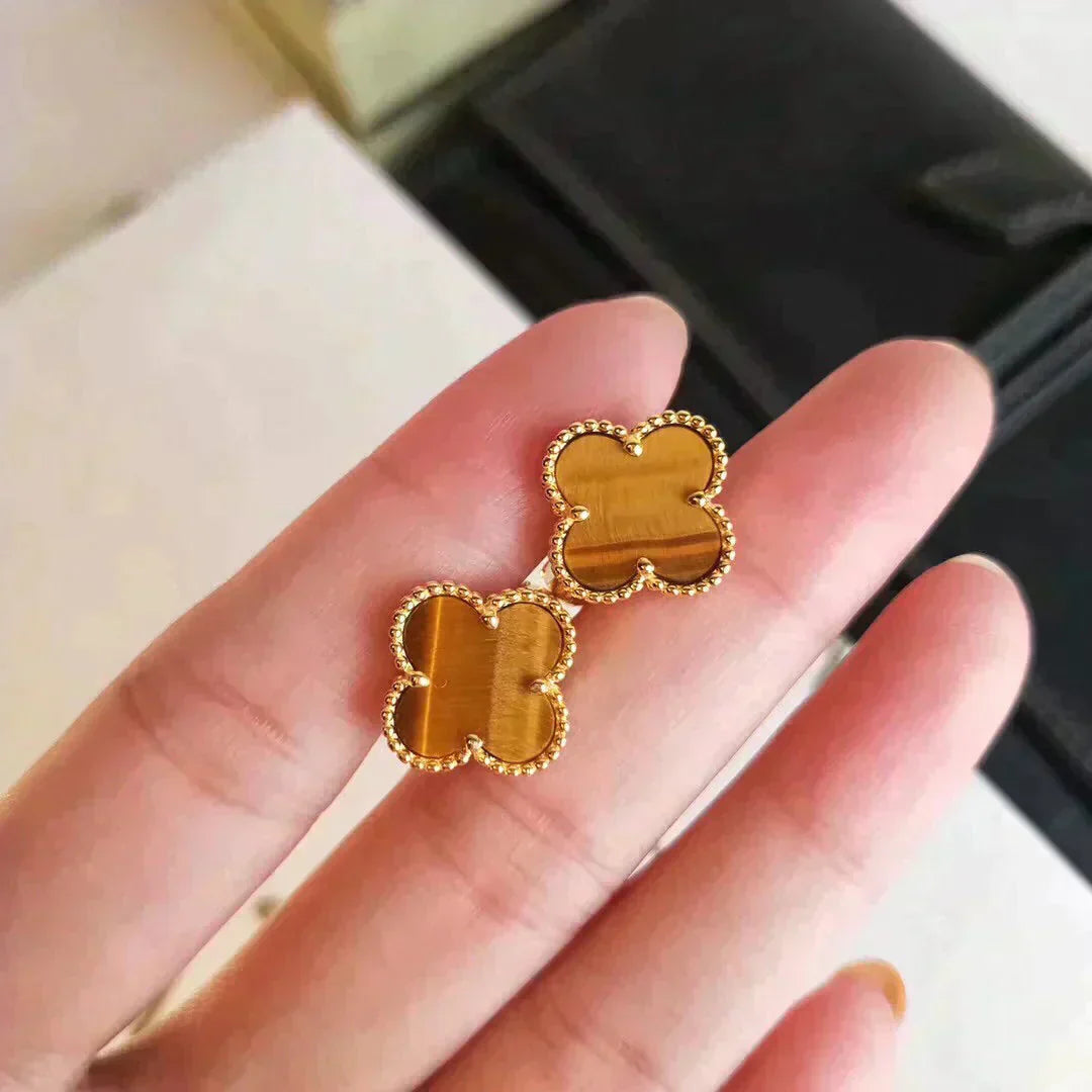 [moco jewelrys]CLOVER MEDIUM 1 MOTIFS TIGER EYE EARRINGS