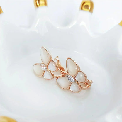[moco jewelrys]BUTTERFLY MOP DIAMOND EARRINGS