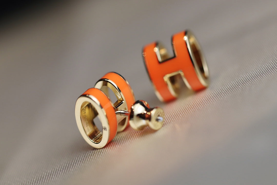 [moco jewelrys]MINI POP H EARRINGS ORANGE