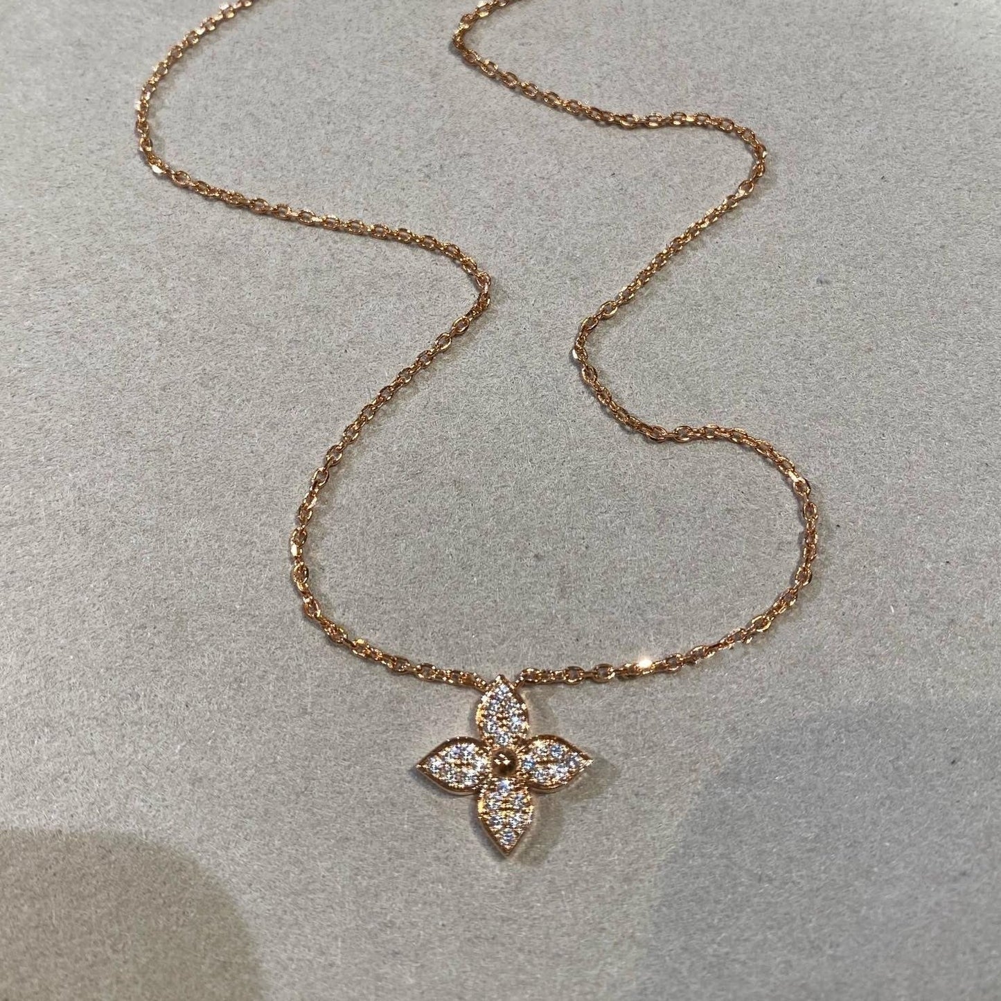 [moco jewelrys]STAR DIAMOND NECKALCE