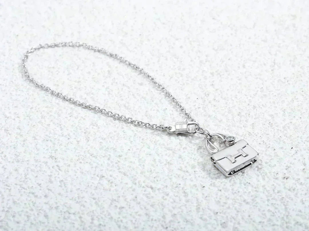 [moco jewelrys]AMULETTE PEDANT SILVER NECKLACE