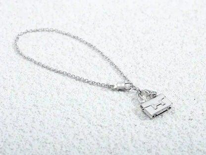 [moco jewelrys]AMULETTE PEDANT SILVER NECKLACE