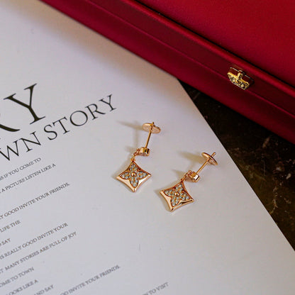 [moco jewelrys]STAR DIAMONDS EARRINGS GOLD