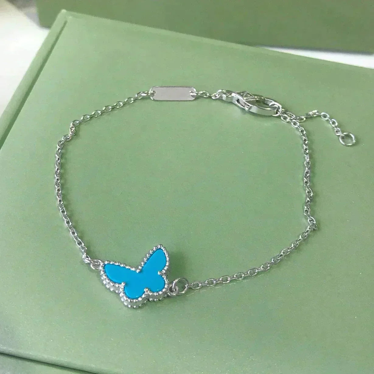 [moco jewelrys]BUTTERFLY TURQUOISE BUTTERFLY BRACELET SILVER