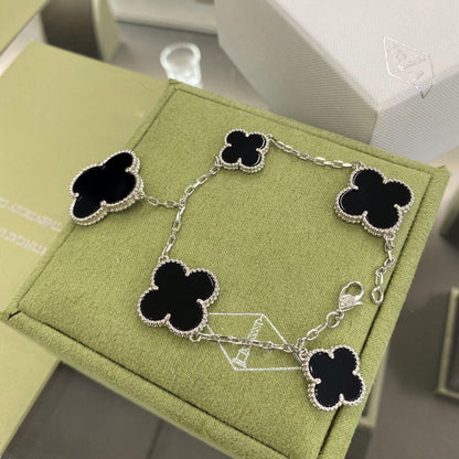 [moco jewelrys]CLOVER 5 MOTIFS SIVLER ONYX BRACELET
