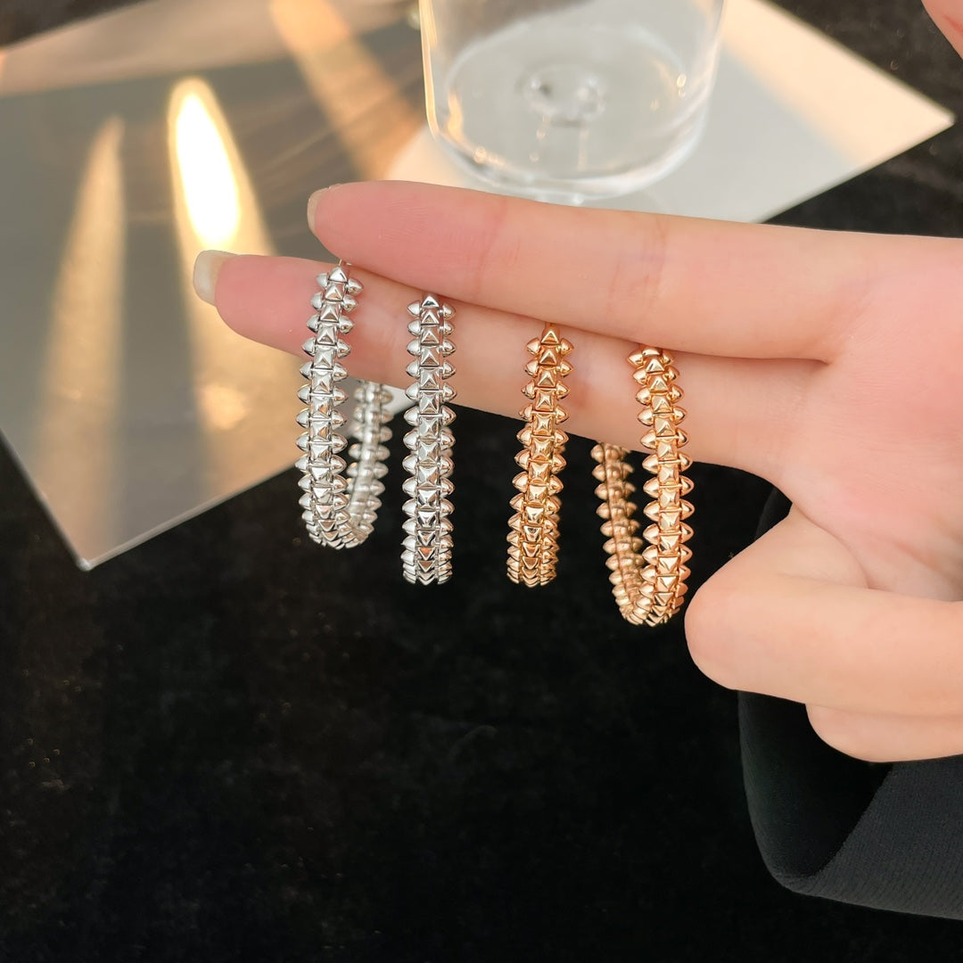 [moco jewelrys]CLASH HOOP EARRINGS
