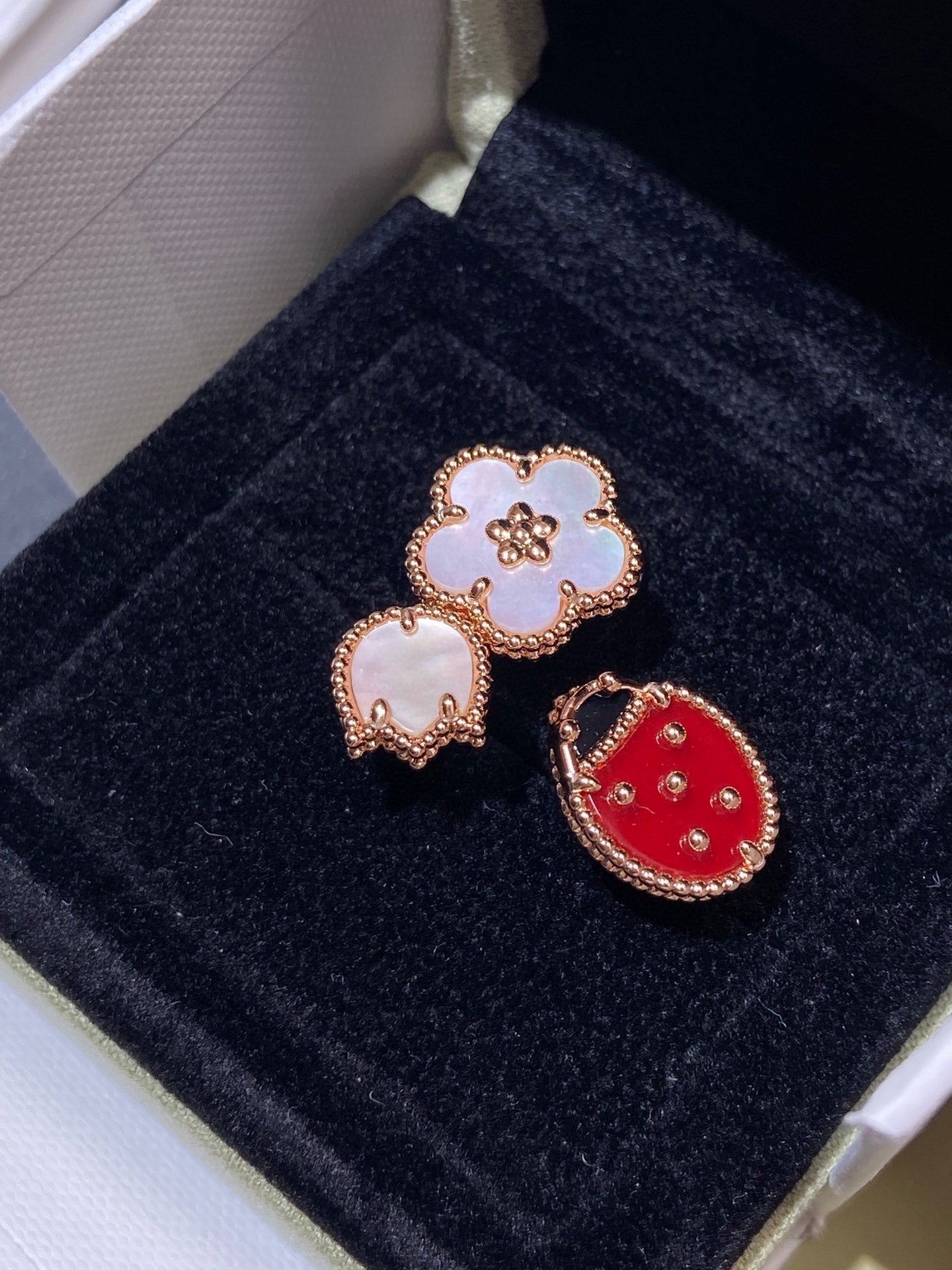 [moco jewelrys]LUCKY 3 MOTIF ROSE GOLD RING