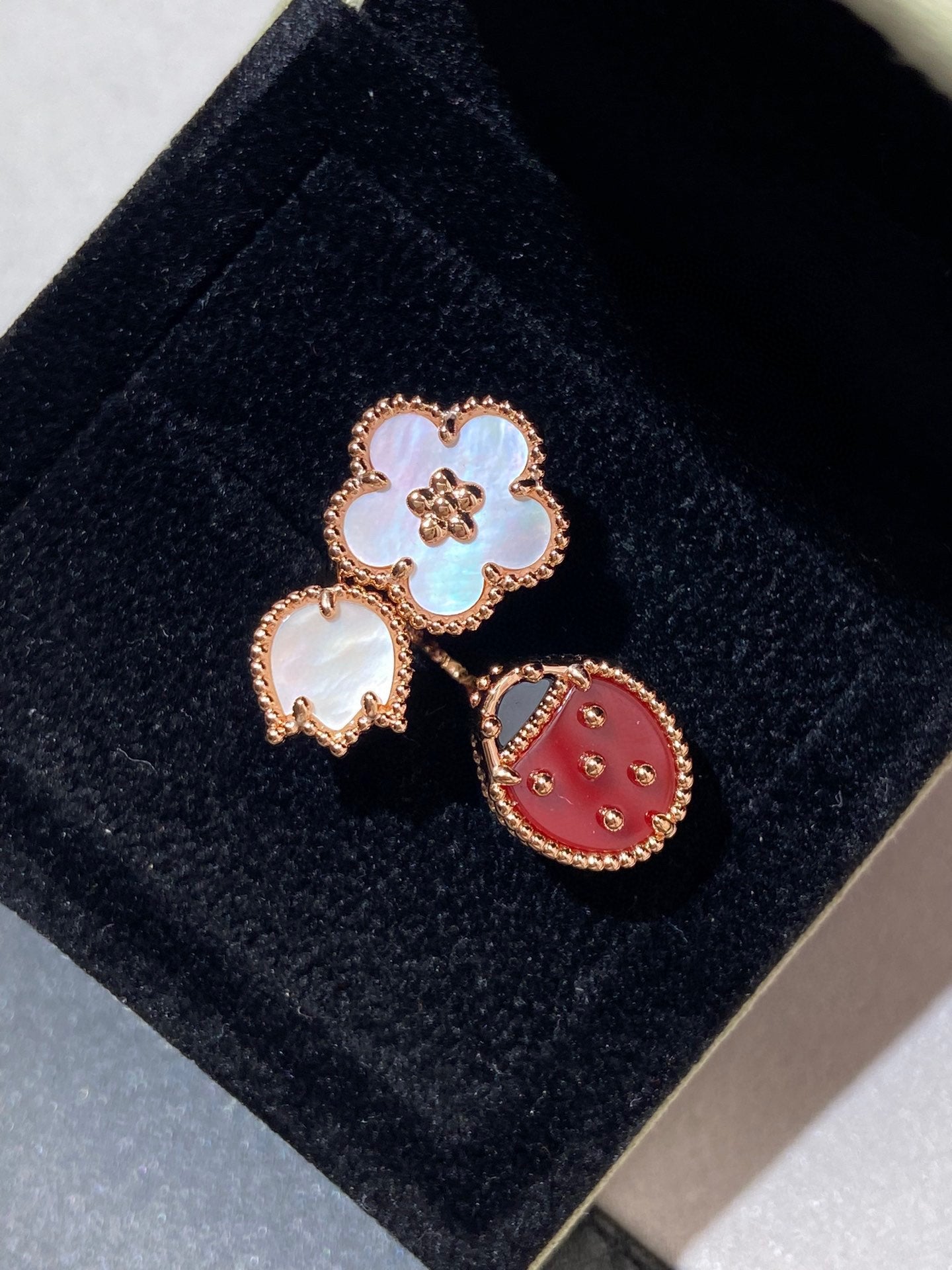 [moco jewelrys]LUCKY 3 MOTIF ROSE GOLD RING