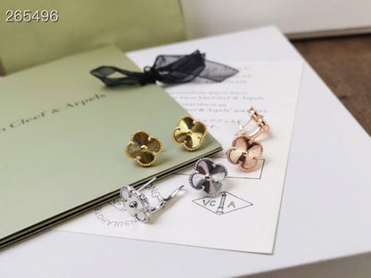 [moco jewelrys]CLOVER MEDIUM STUD EARRINGS