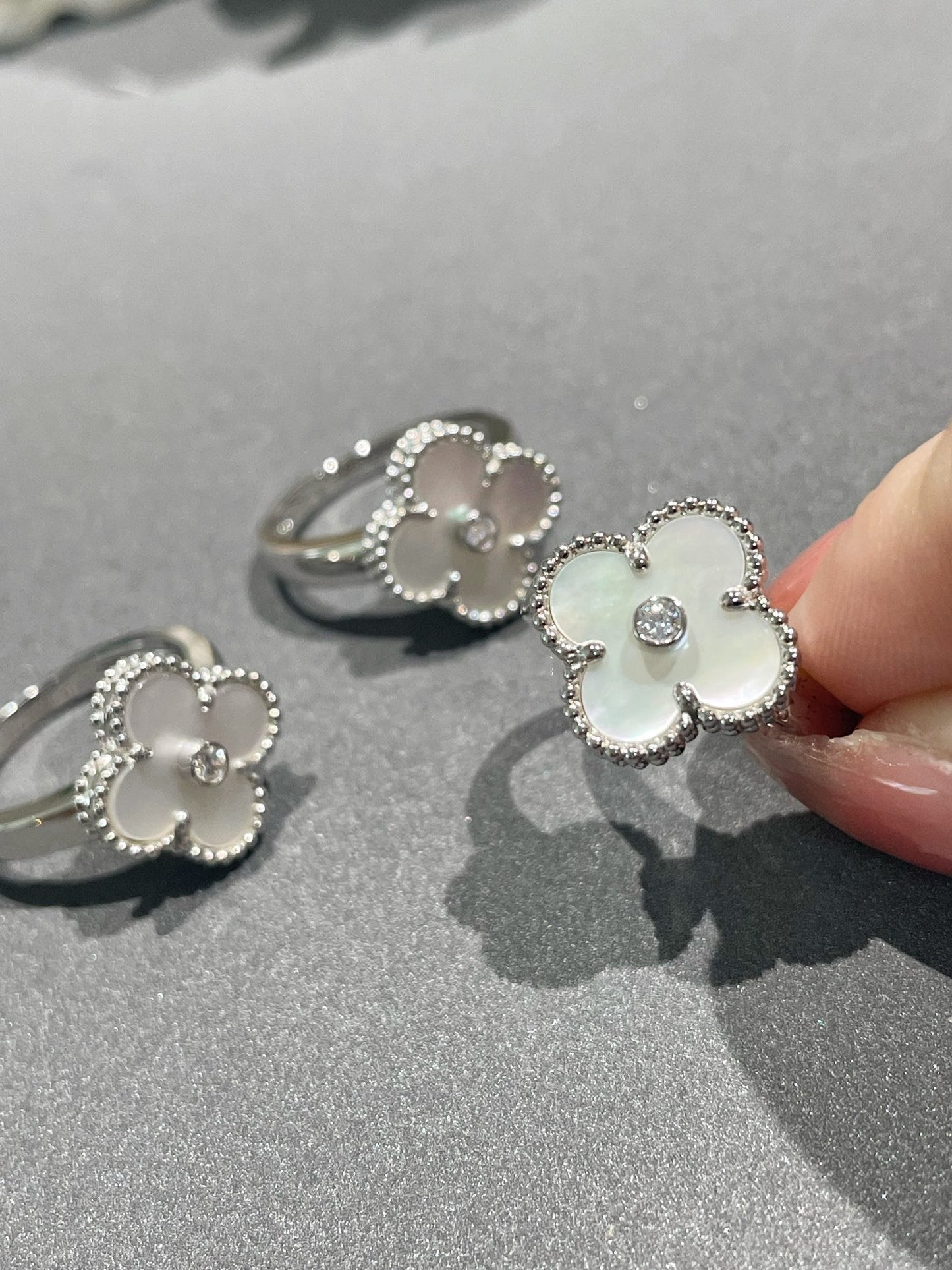 [moco jewelrys]CLOVER SILVER MOP DIAMOND RING