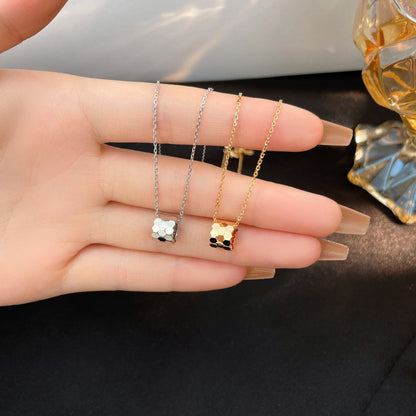 [moco jewelrys]BEE MINI NECKLACE