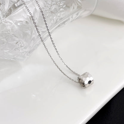 [moco jewelrys]BEE MINI NECKLACE
