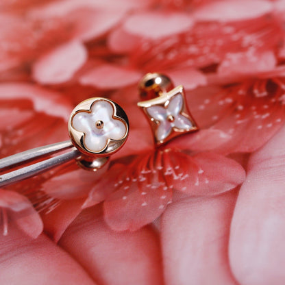 [moco jewelrys]STAR AND SUN PINK GOLD MOP STUD EARRINGS