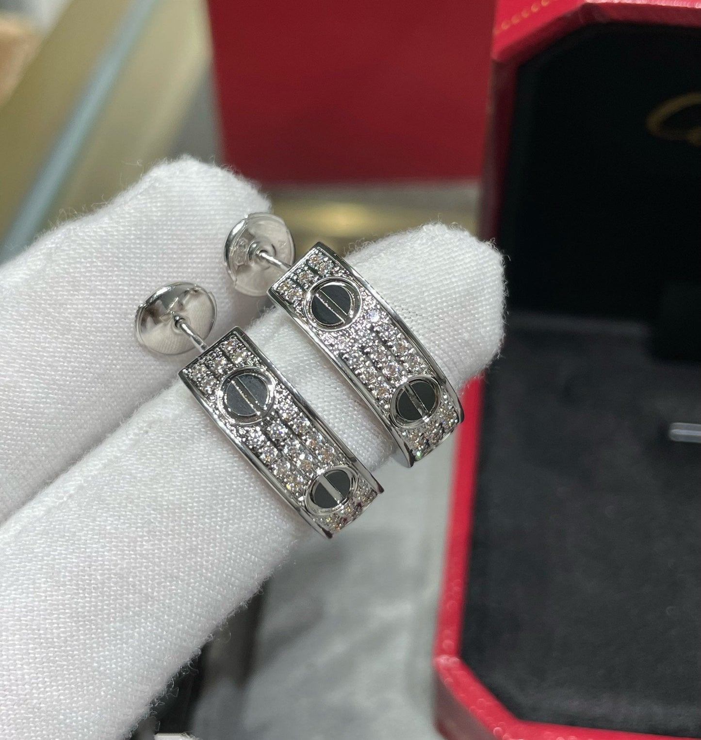 [moco jewelrys]LOVE CERAMIC DIAMOND PAVED SILVER EARRINGS