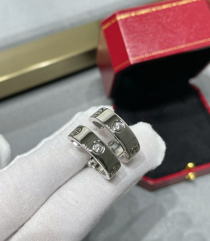 [moco jewelrys]LOVE 5.5MM 1 DIAMOND EARRINGS