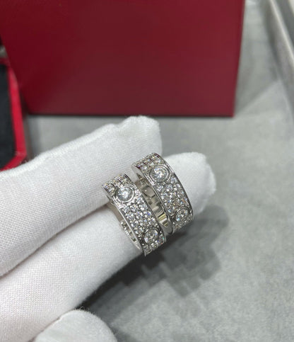 [moco jewelrys]LOVE 5.5MM DIAMOND PAVED EARRINGS