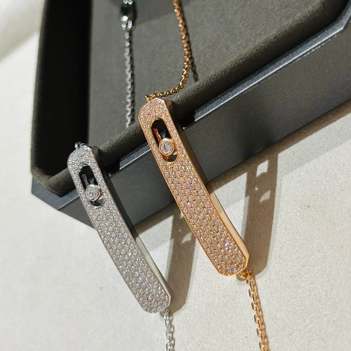 [moco jewelrys ]MOVE CLASSIQUE DIAMOND PAVED BRACELET