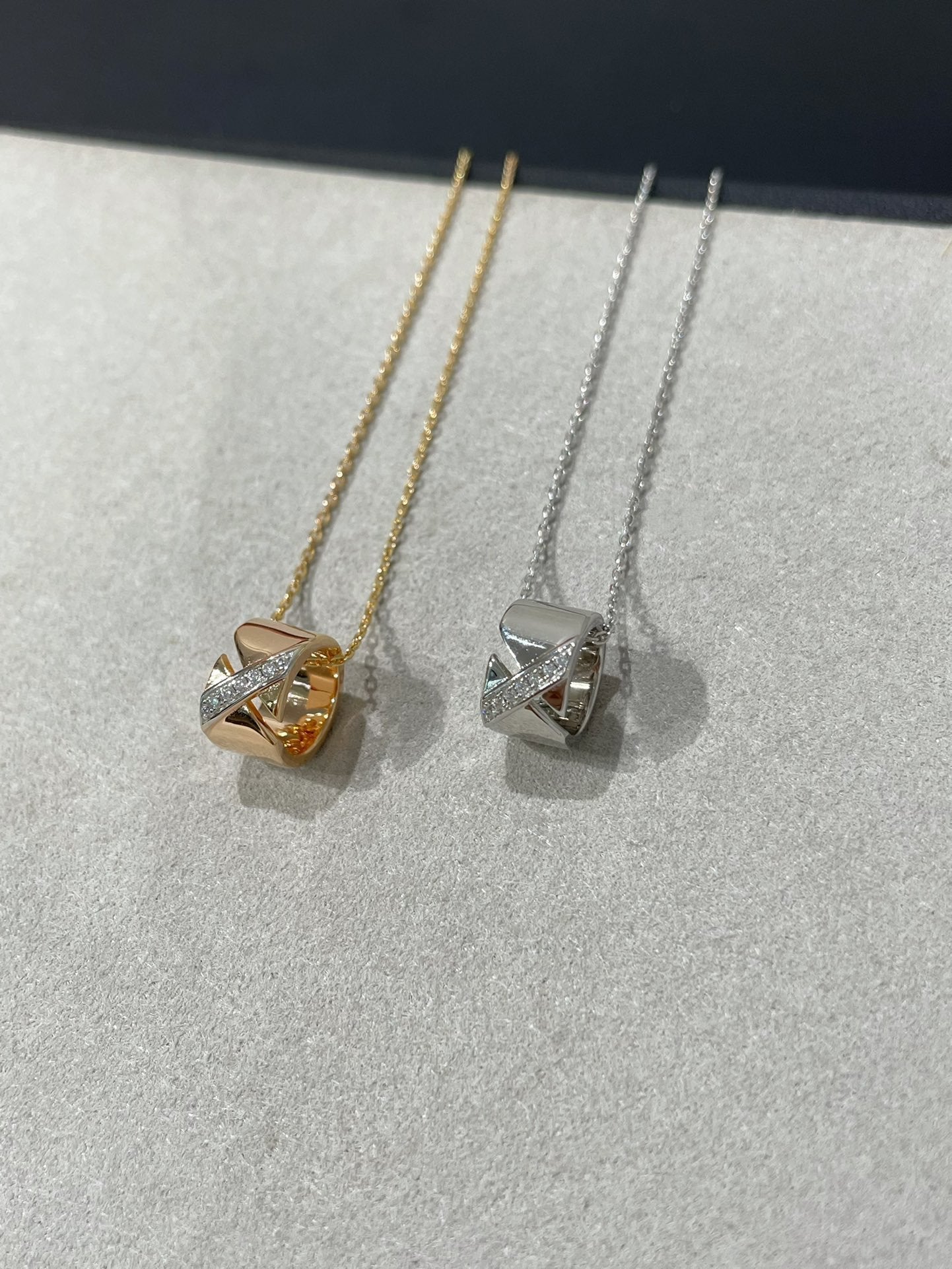 [moco jewelrys]LIENS EVIDENCE DIAMOND NECKLACE