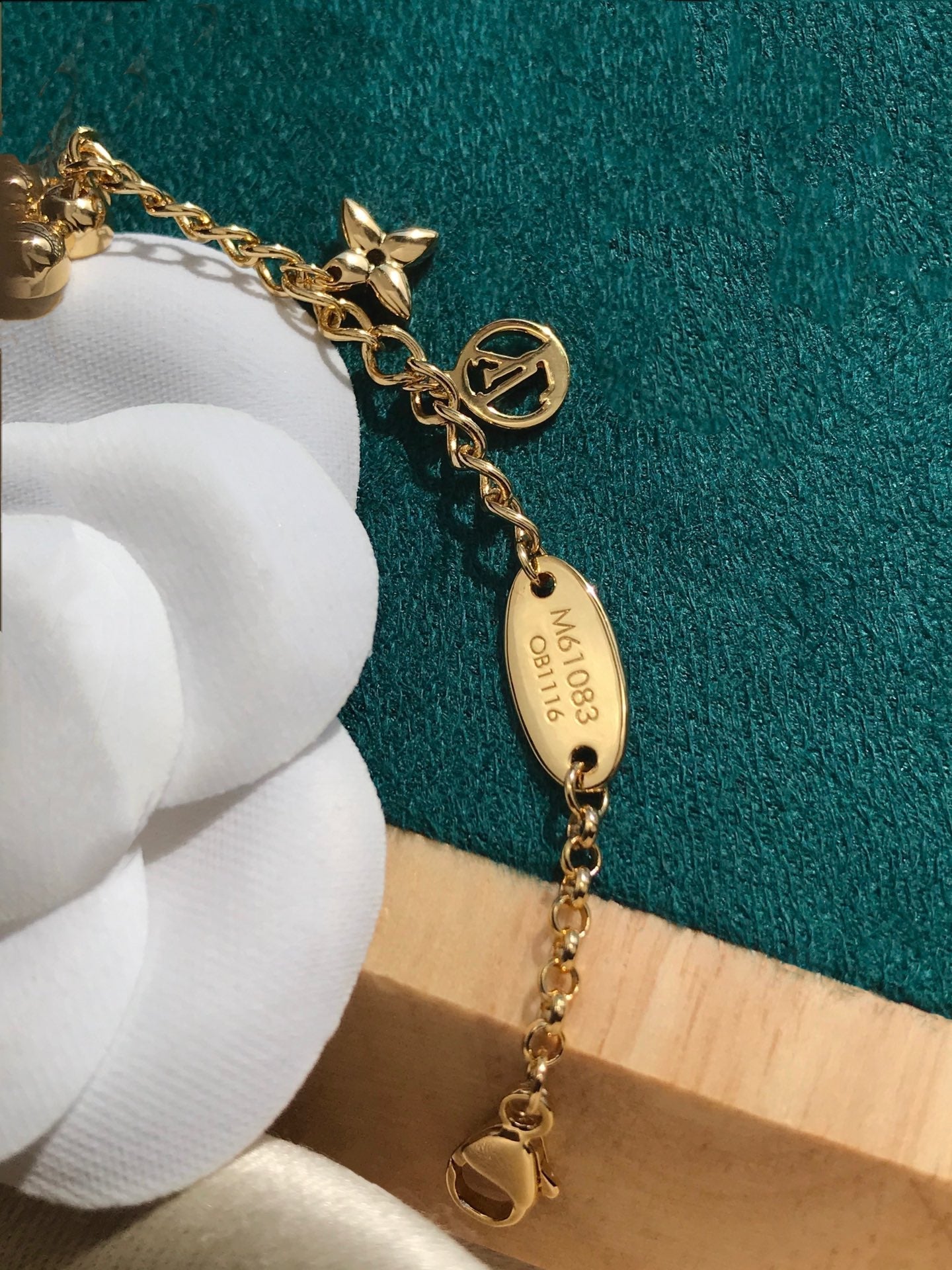 [moco jewelrys]BLOOMING PINK GOLD MOP BRACELET