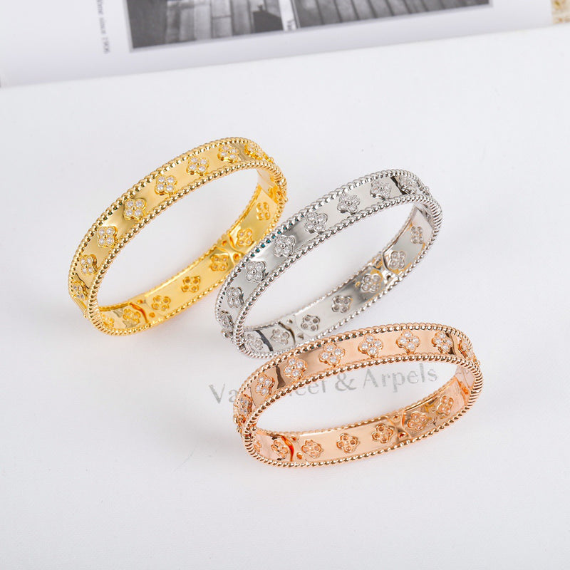 [moco jewelrys]CLOVER BRACELET 8MM DIAMONDS
