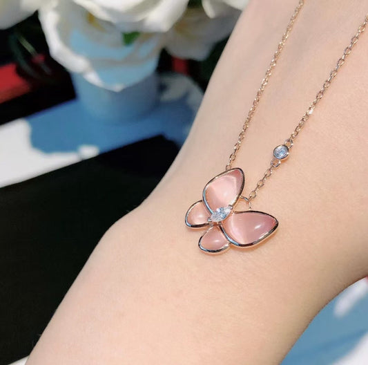 [moco jewelrys]BUTTERFLY PINK MOTHER-OF-PEARL DIAMOND NECKLACE