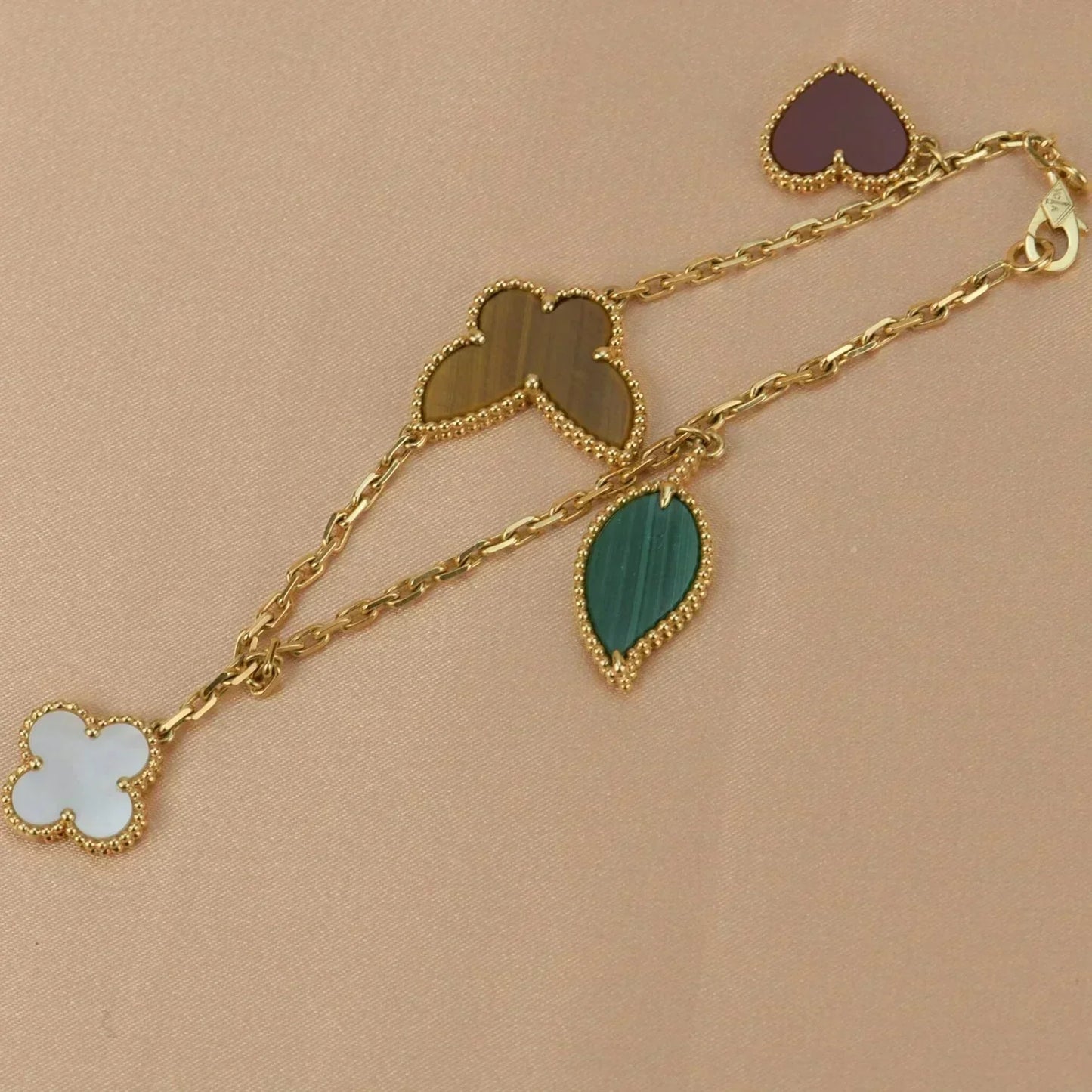 [moco jewelrys]LUCKY SPRING 5 MOTIF GOLD BRACELET