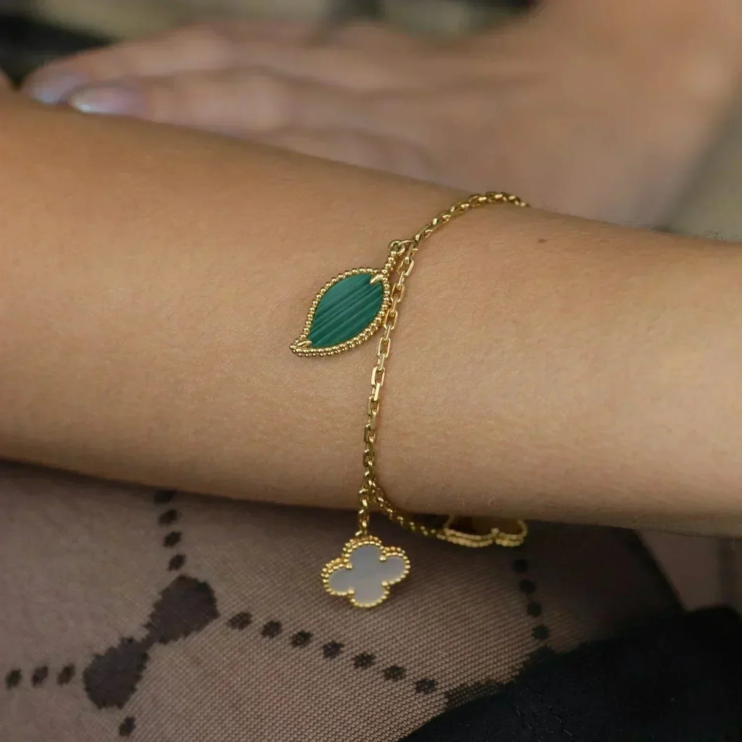 [moco jewelrys]LUCKY SPRING 5 MOTIF GOLD BRACELET