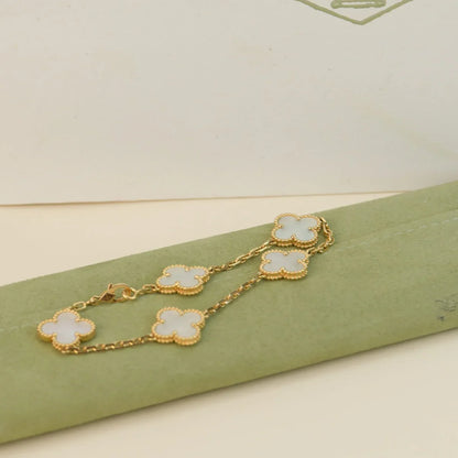 [Moco jewelrys]CLOVER WHITE PEARL MOP 5 MOTIF BRACELET COLLECTION