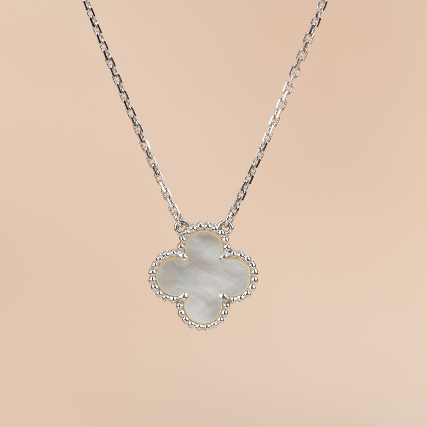 [moco jewelrys]CLOVER  15MM WHITE MOTHER-OF-PEARL SILVER