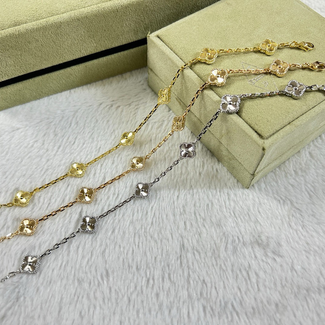 [Moco jewelrys]CLOVER 6 MOTIF DIAMOND BRACELET