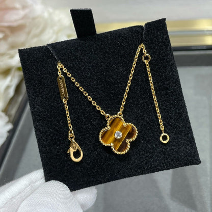 [moco jewelrys]CLOVER 15MM DIAMOND AND YELLOW TIGER'S EYE AGATE necklace