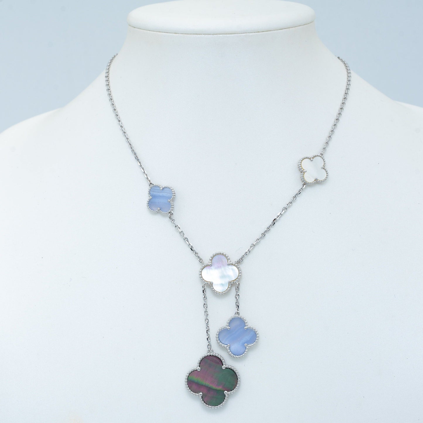 [moco jewelrys]CLOVER MOP CHALCEDONY NECKLACE SILVER 6 MOTIF