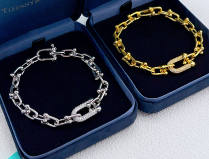 [moco jewelrys]TF HORSESHOE BUCKLE DIAMOND BRACELET