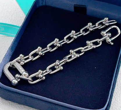 [moco jewelrys]TF HORSESHOE BUCKLE DIAMOND BRACELET