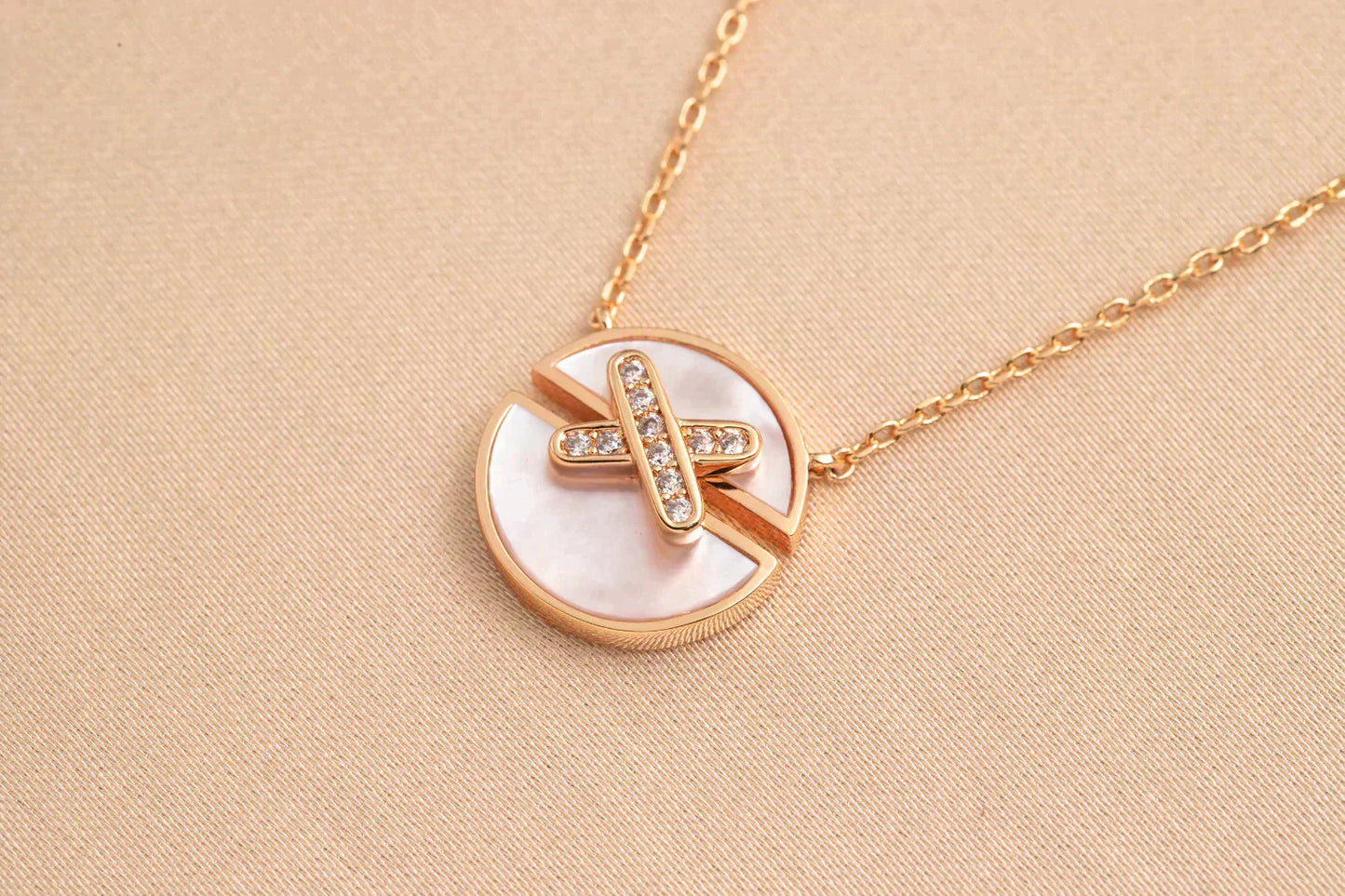[moco jewelrys]JEUX DE ROSE GOLD DIAMOND NECKLACE