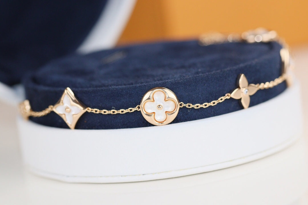 [moco jewelrys]LEAF CLOVER BRACELET