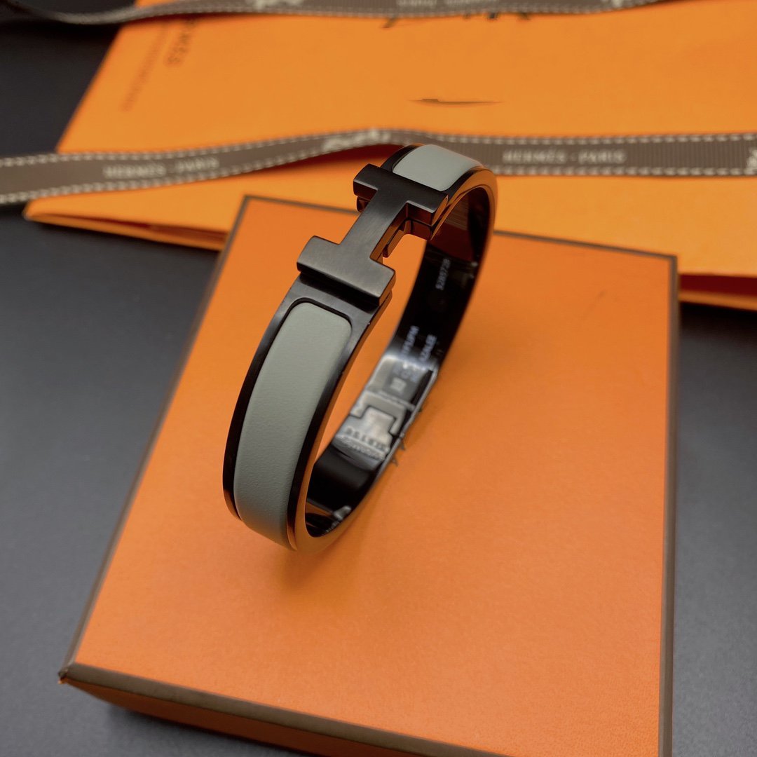 [moco jewelrys]CLIC HM SO BLACK GREY BRACELET