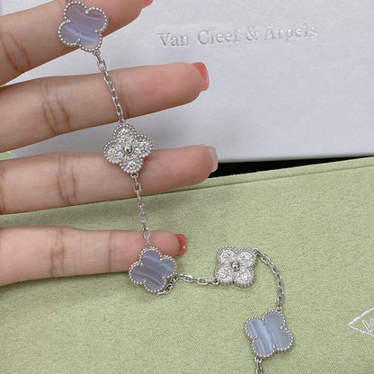 [Moco jewelrys] CLOVER 5 MOTIF PURPLE CHALCEDONY BRACELET COLLECTION