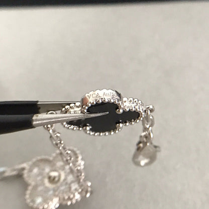 [Moco jewelrys] CLOVER 5 MOTIF ONYXS BRACELET COLLECTION