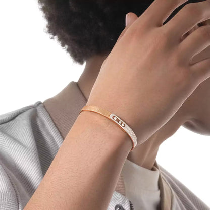 [moco jewelrys ]Move Noa Ciselé half pavé bangle