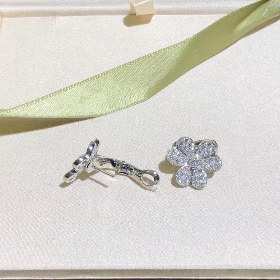 [moco jewelrys]FRIVOLE SILVER FLOWER DIAMOND EARRINGS