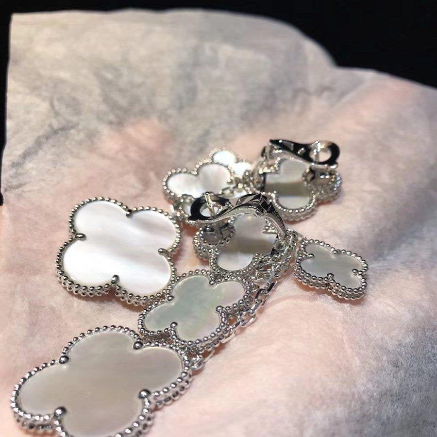 [moco jewelrys]CLOVER EARRINGS WHITE MOP 4 MOTIFS SILVER