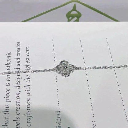 [moco jewelrys]CLOVER  SINGLE FLOWER BRACELET SILVER