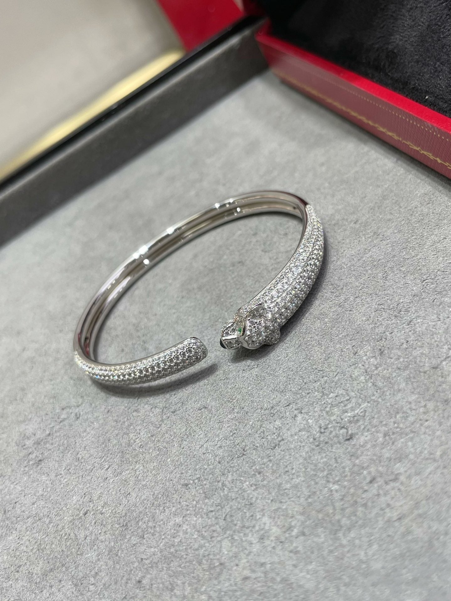 [moco jewelrys]PANTHERE FULL DIAMOND OPEN BRACELET
